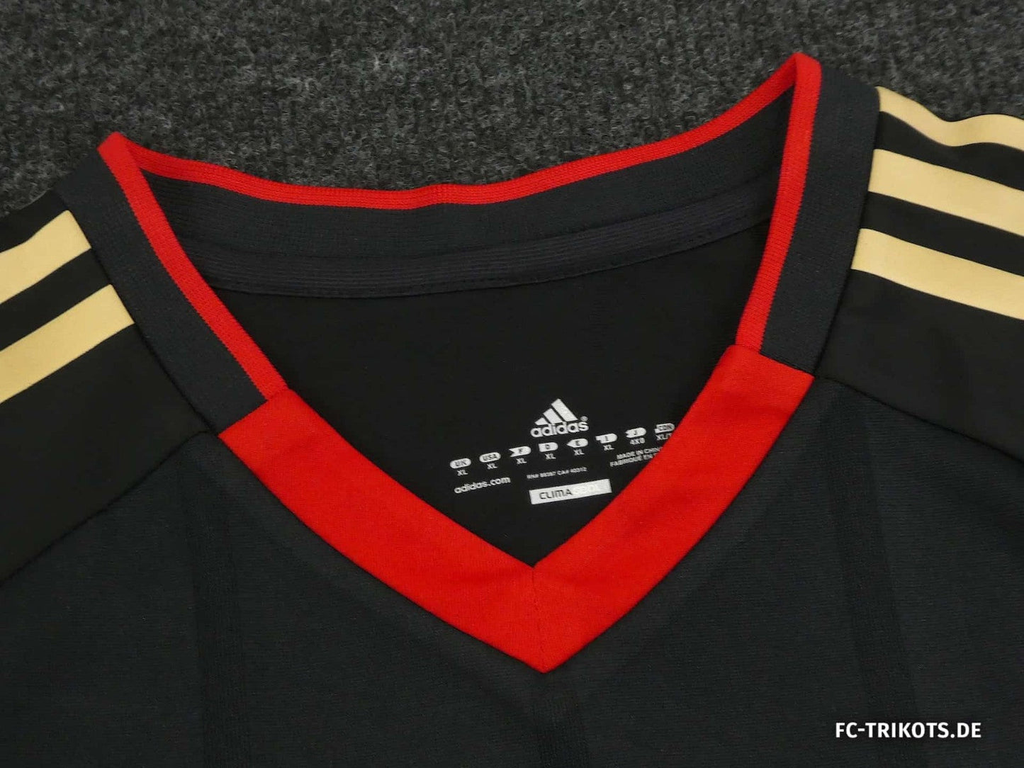 Camisa Alemanha II 2010 Adidas - Retrô - Preta